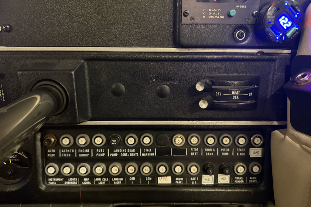 N6290J - Panel 09