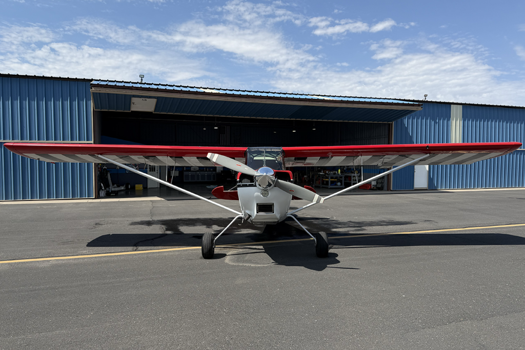 N79AC - Exterior 01