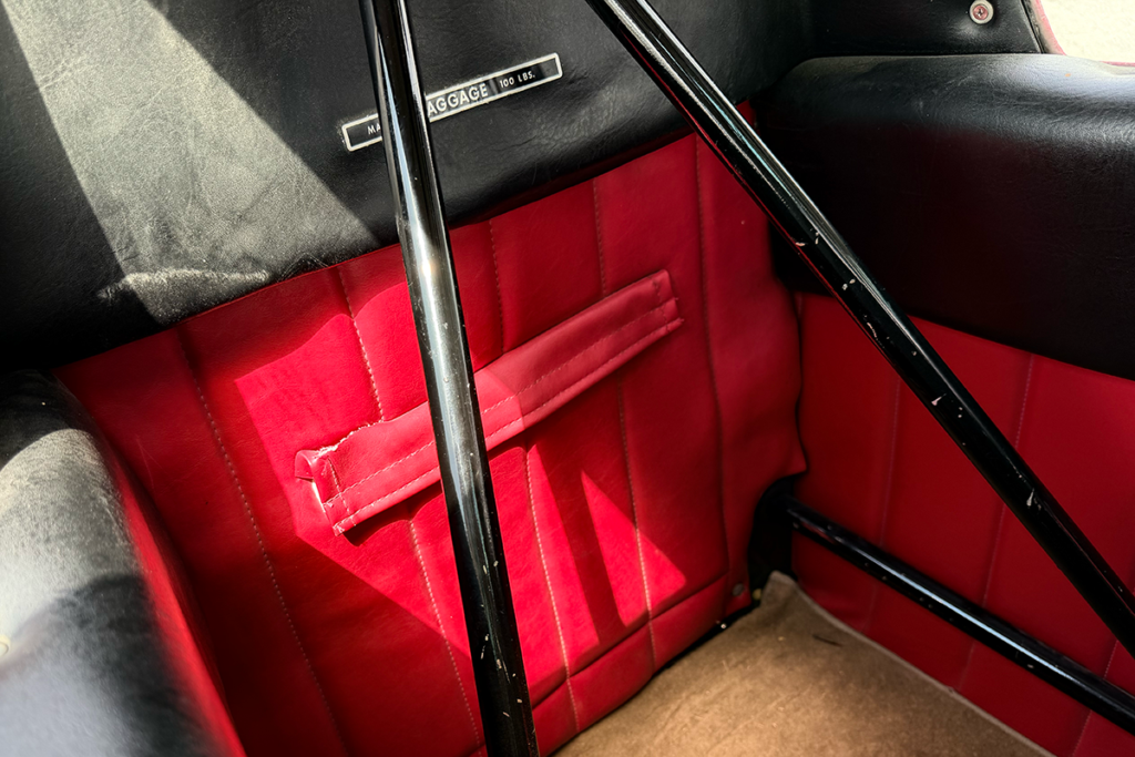N79AC - Interior 07