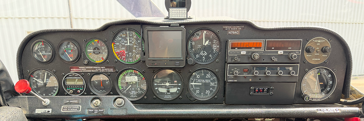 N79AC - short wide panel
