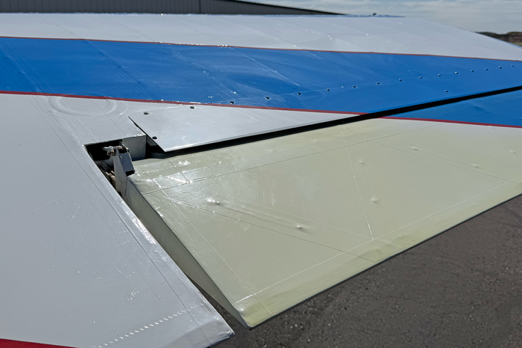N4142Y - Exterior 76