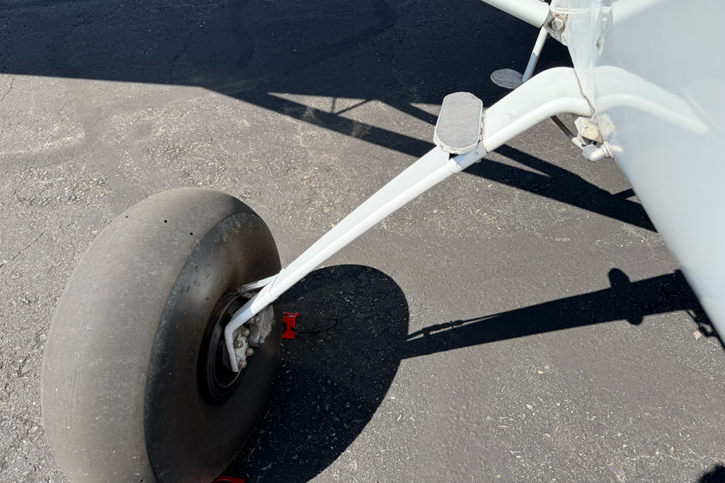 N4142Y - Exterior 91