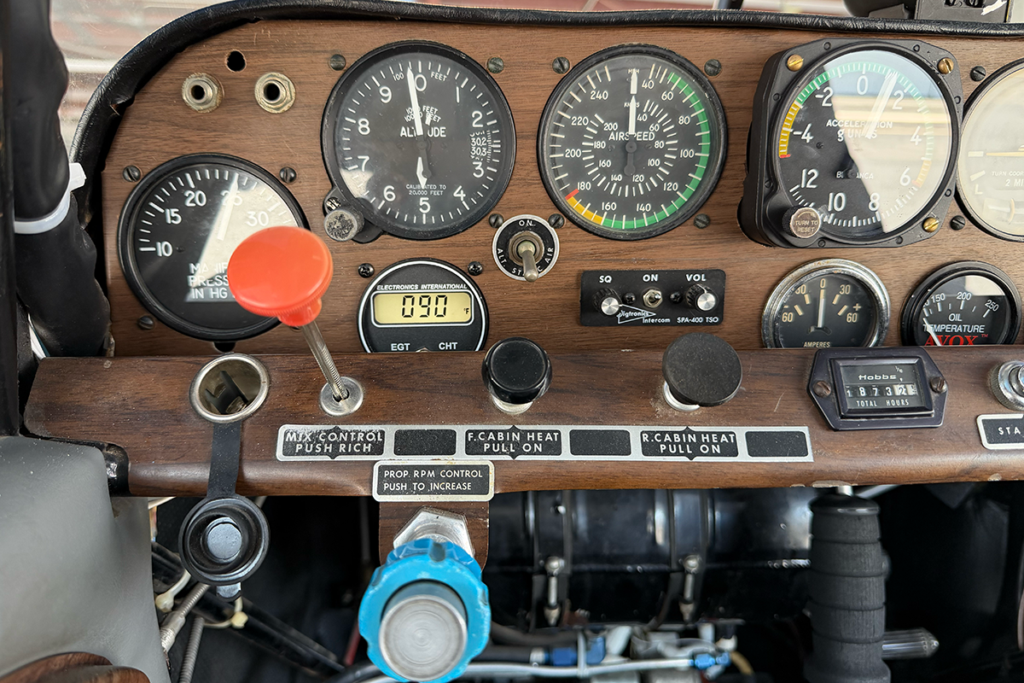 N4142Y - Panel 03