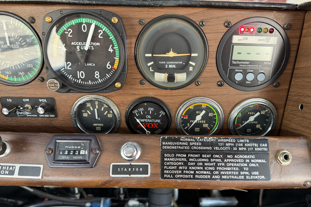 N4142Y - Panel 04