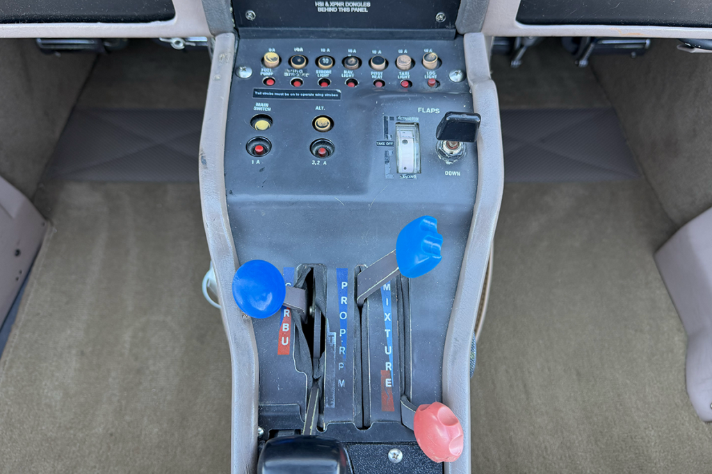 N20DU - Panel 08