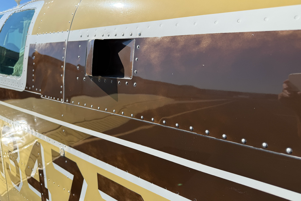 N3477A - Exterior 42